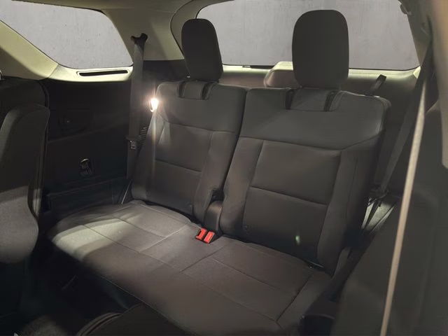 2026 Space White Metallic Ford Explorer Active 4X4 SUV