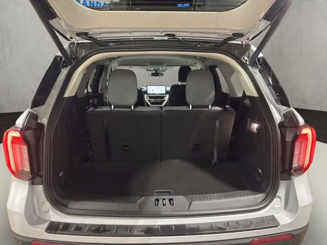 2026 Space White Metallic Ford Explorer Active 4X4 SUV