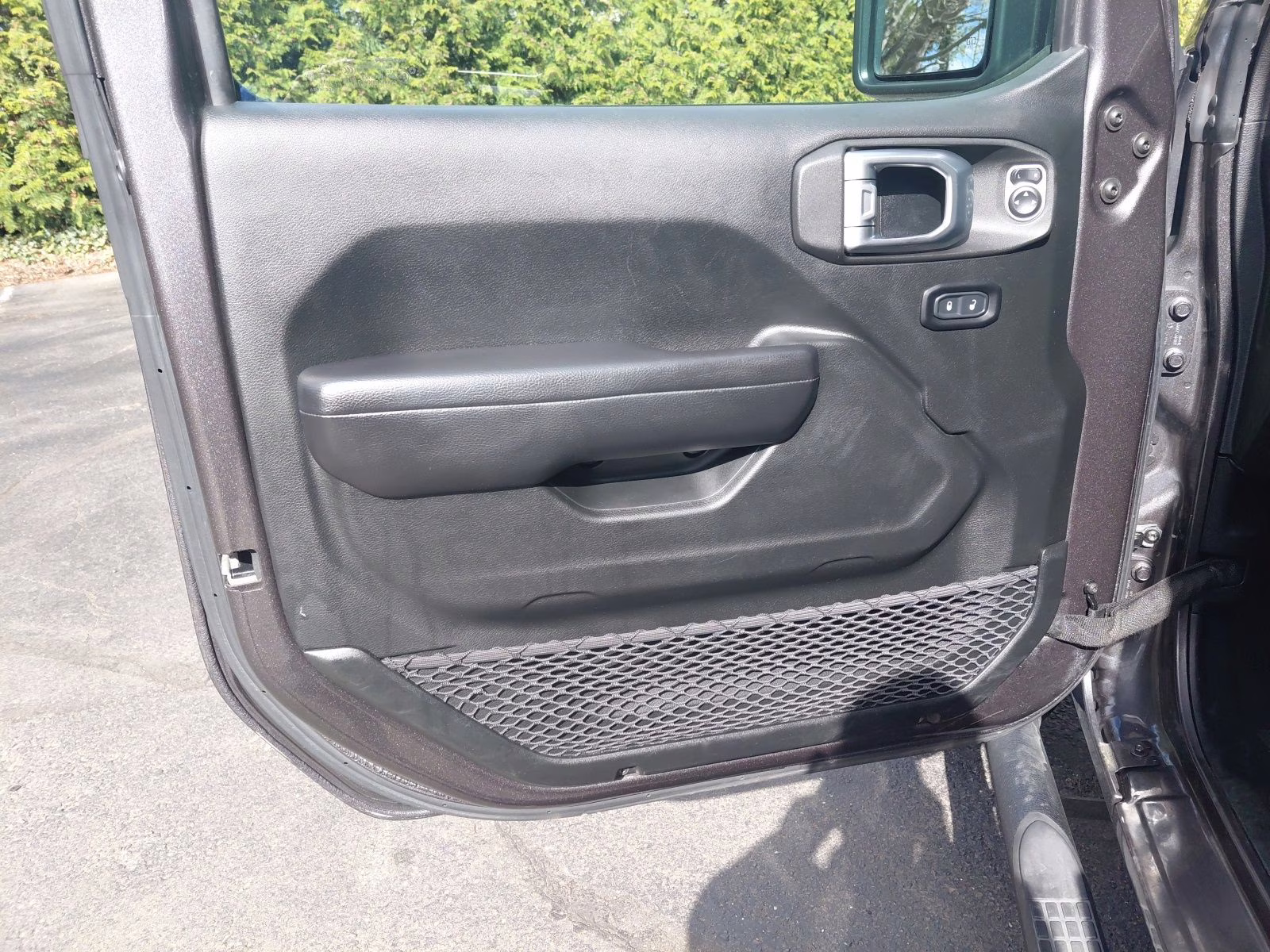 2019 Granite Crystal Metallic Clearcoat Jeep Wrangler Unlimited Sport S 4X4 SUV