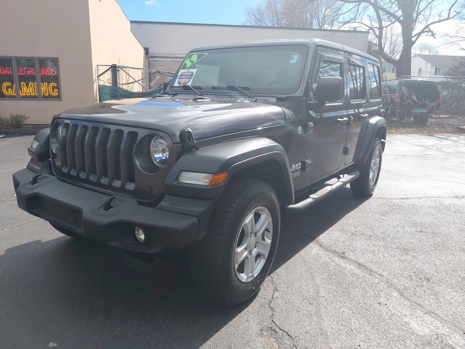 2019 Granite Crystal Metallic Clearcoat Jeep Wrangler Unlimited Sport S 4X4 SUV