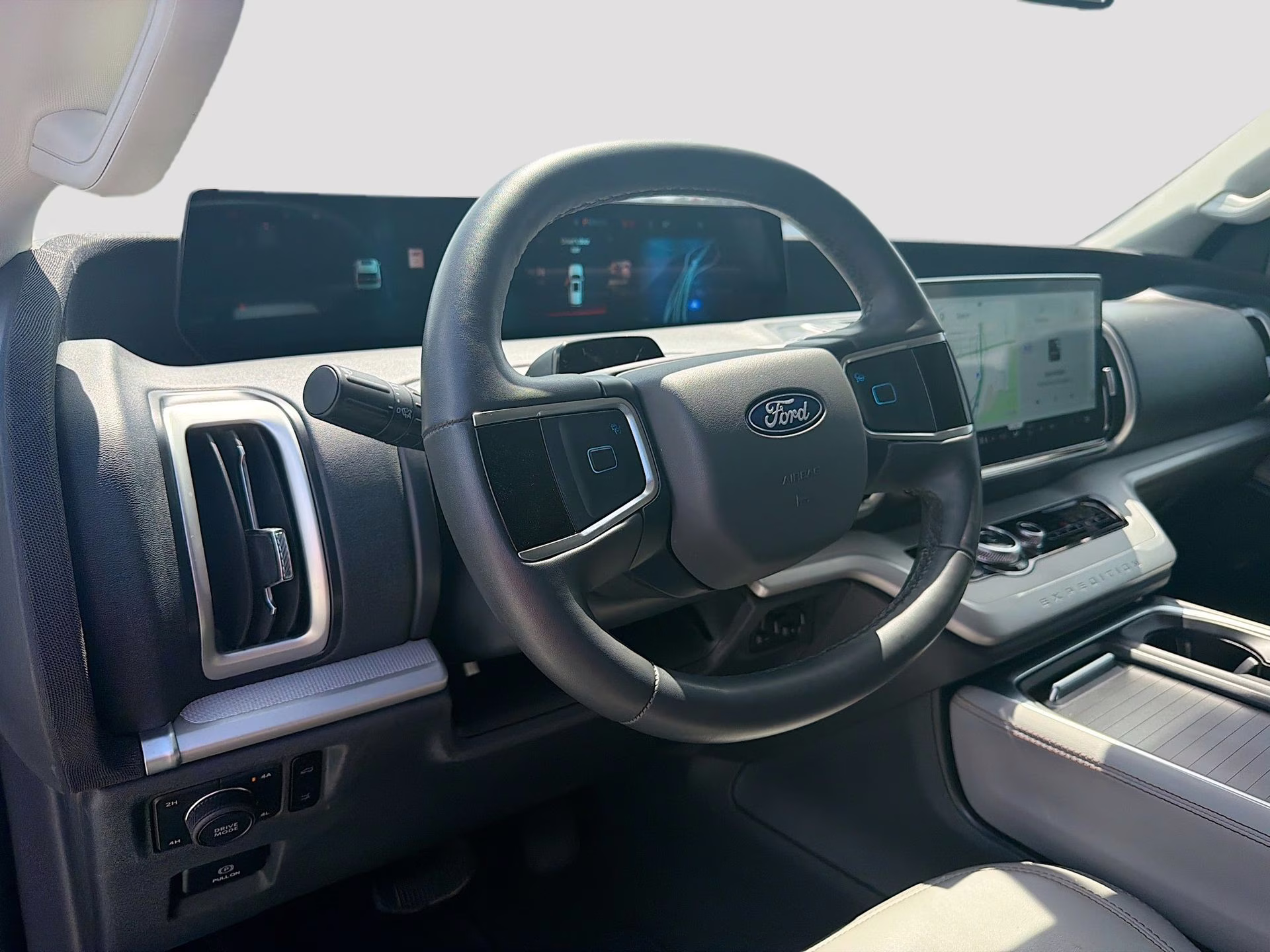 2025 Star White Metallic Tri-Coat Ford Expedition Max Active 4X4 SUV