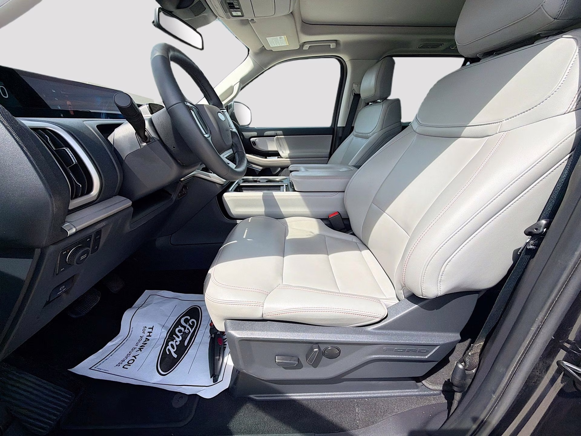 2025 Agate Black Metallic Ford Expedition Active 4X4 SUV