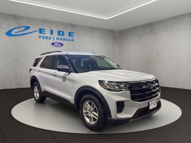 2026 Space White Metallic Ford Explorer Active 4X4 SUV