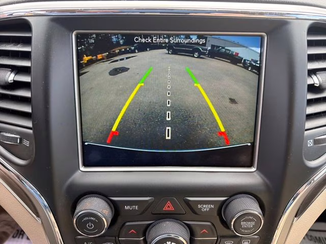 2018 Diamond Black Crystal Pearlcoat Jeep Grand Cherokee Overland 4X4 SUV