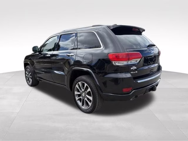 2018 Diamond Black Crystal Pearlcoat Jeep Grand Cherokee Overland 4X4 SUV
