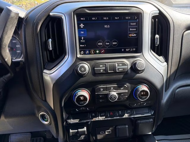 2019 Black Chevrolet Silverado 1500 RST 4X4 Truck