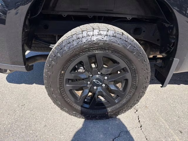 2019 Black Chevrolet Silverado 1500 RST 4X4 Truck