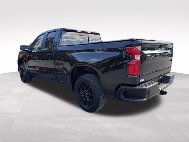 2019 Black Chevrolet Silverado 1500 RST 4X4 Truck