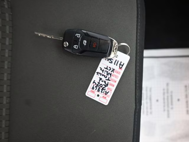 2024 Oxford White Ford Transit-350 XLT RWD Crossover