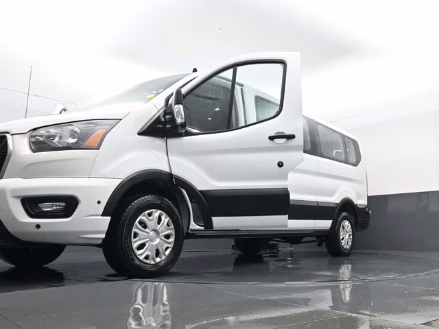 2024 Oxford White Ford Transit-350 XLT RWD Crossover