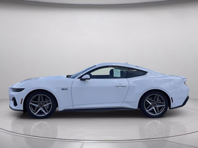 2026 Oxford White Ford Mustang GT Premium RWD Coupe
