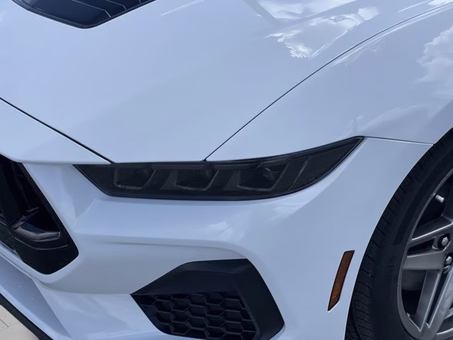 2026 Oxford White Ford Mustang GT Premium RWD Coupe