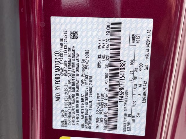 2026 Molten Magenta Metallic Tinted Clearcoat Ford Mustang GT RWD Coupe