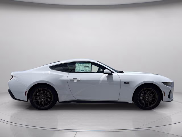 2026 Oxford White Ford Mustang GT RWD Coupe