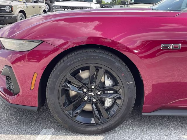 2026 Molten Magenta Metallic Tinted Clearcoat Ford Mustang GT RWD Coupe