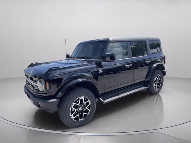 2026 Shadow Black Ford Bronco Outer Banks 4X4 Convertible