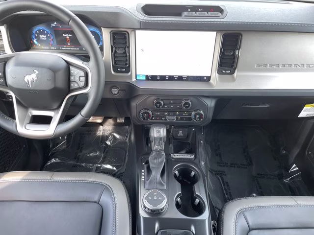 2026 Shadow Black Ford Bronco Outer Banks Lift 4X4 Convertible