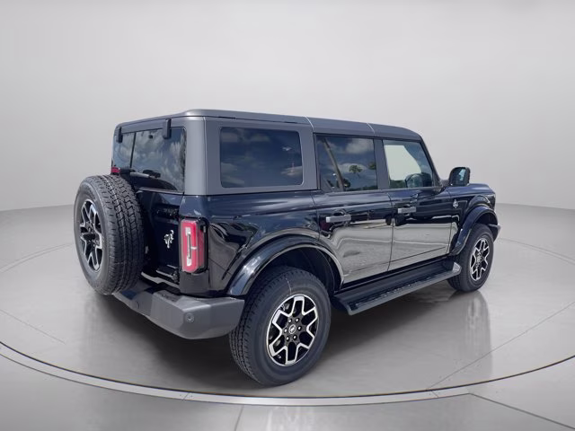 2026 Shadow Black Ford Bronco Outer Banks 4X4 Convertible