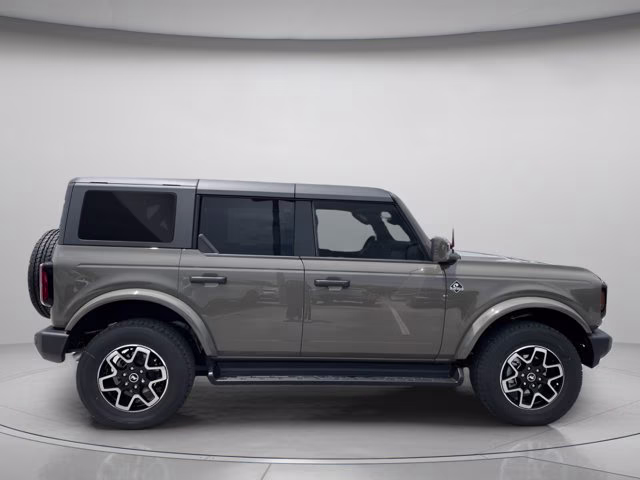 2026 Marsh Gray Ford Bronco Outer Banks 4X4 Convertible