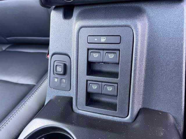 2026 Avalanche Gray Ford Bronco Outer Banks 4X4 Convertible