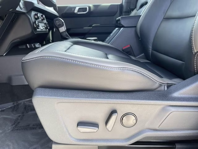 2026 Avalanche Gray Ford Bronco Outer Banks 4X4 Convertible