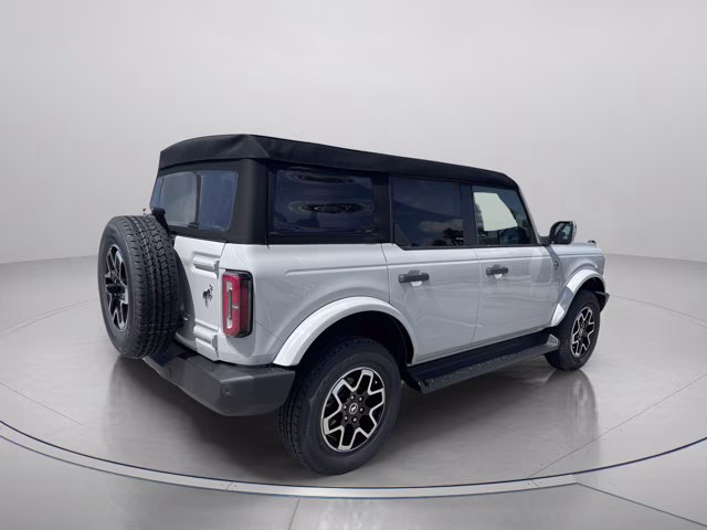 2026 Avalanche Gray Ford Bronco Outer Banks 4X4 Convertible