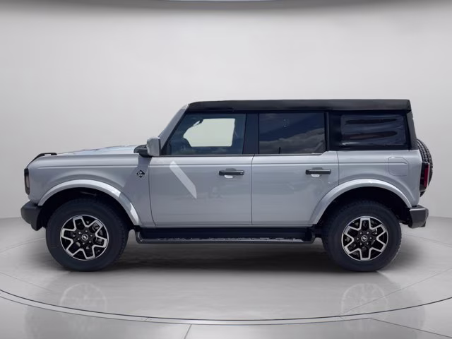 2026 Avalanche Gray Ford Bronco Outer Banks 4X4 Convertible