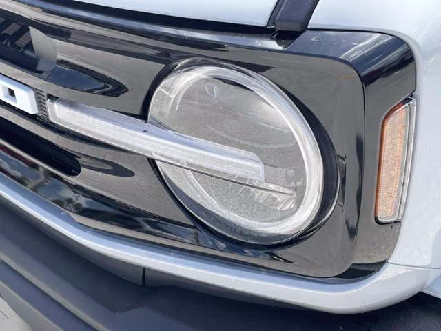 2026 Avalanche Gray Ford Bronco Outer Banks 4X4 Convertible