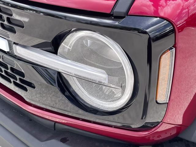 2026 Ruby Red Metallic Tinted Clearcoat Ford Bronco Outer Banks 4X4 Convertible