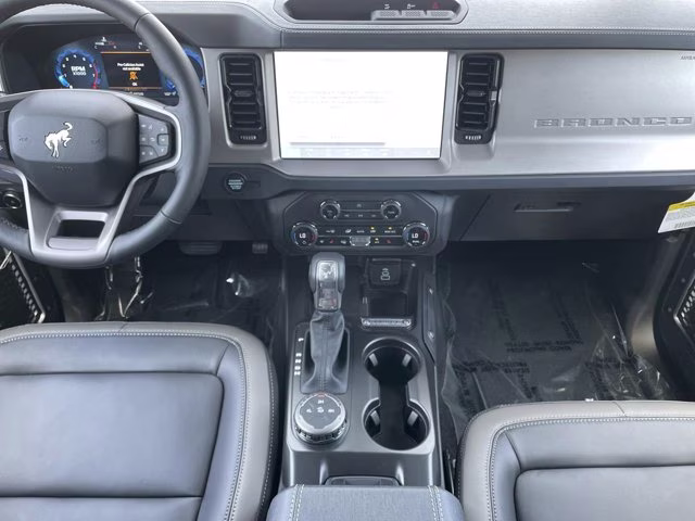 2026 Oxford White Ford Bronco Outer Banks 4X4 Convertible