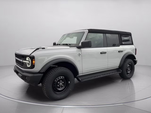 2026 Avalanche Gray Ford Bronco Outer Banks 4X4 Convertible