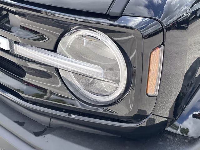 2026 Shadow Black Ford Bronco Outer Banks 4X4 Convertible
