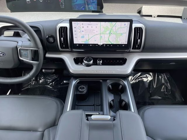 2026 Space Silver Metallic Ford Expedition Max Active RWD SUV