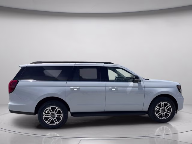 2026 Space Silver Metallic Ford Expedition Max Active RWD SUV
