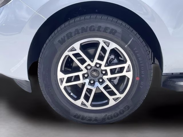 2026 Space Silver Metallic Ford Expedition Max Active RWD SUV