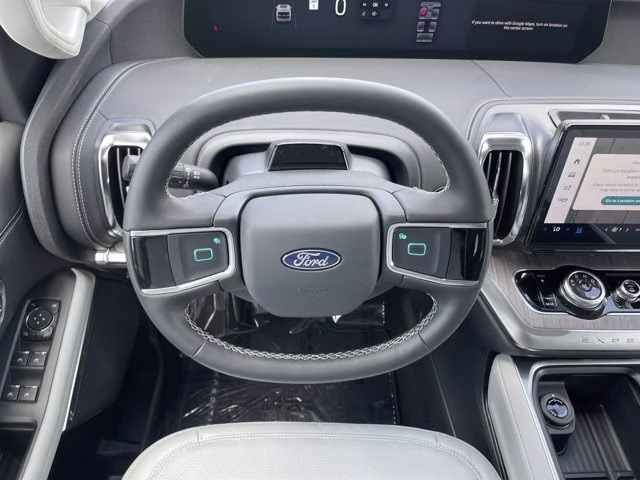 2026 Glacier Gray Metallic Tri-Coat Ford Expedition Max Platinum 4X4 SUV