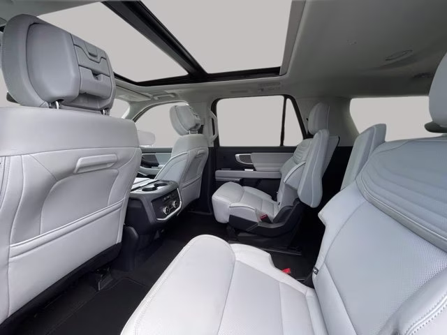 2026 Glacier Gray Metallic Tri-Coat Ford Expedition Max Platinum 4X4 SUV