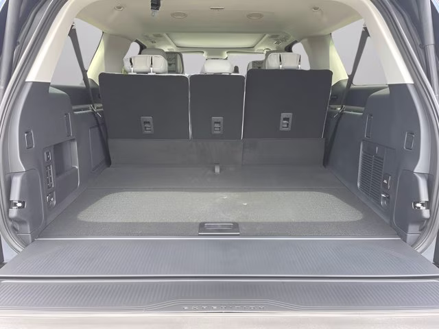 2026 Glacier Gray Metallic Tri-Coat Ford Expedition Max Platinum 4X4 SUV