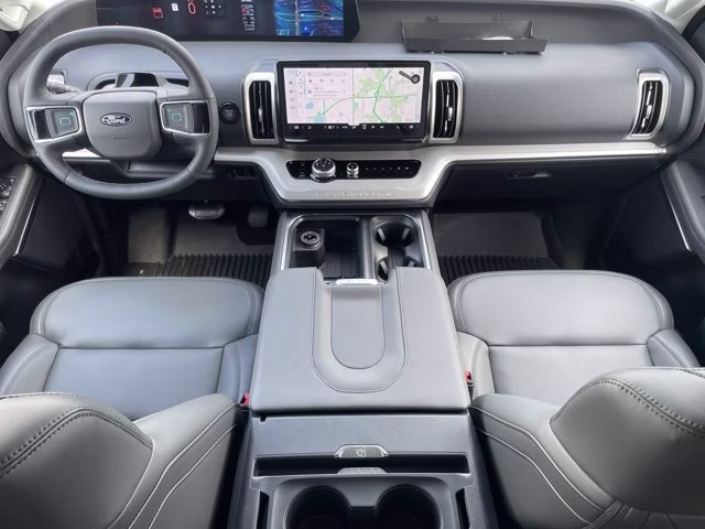 2026 Star White Metallic Tri-Coat Ford Expedition Active RWD SUV