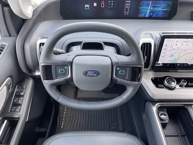 2026 Star White Metallic Tri-Coat Ford Expedition Active RWD SUV