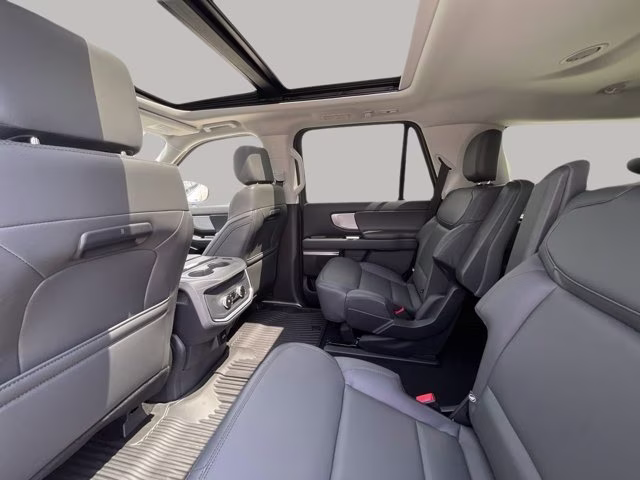 2026 Star White Metallic Tri-Coat Ford Expedition Active RWD SUV