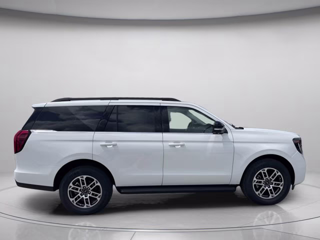 2026 Star White Metallic Tri-Coat Ford Expedition Active RWD SUV