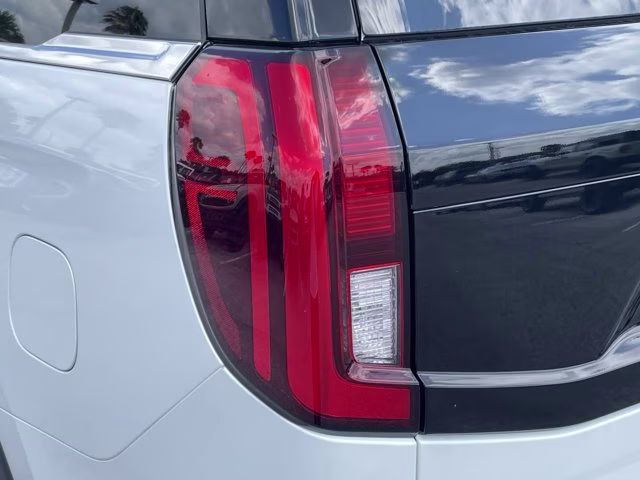 2026 Star White Metallic Tri-Coat Ford Expedition Active RWD SUV