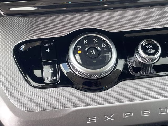 2026 Agate Black Metallic Ford Expedition Active RWD SUV