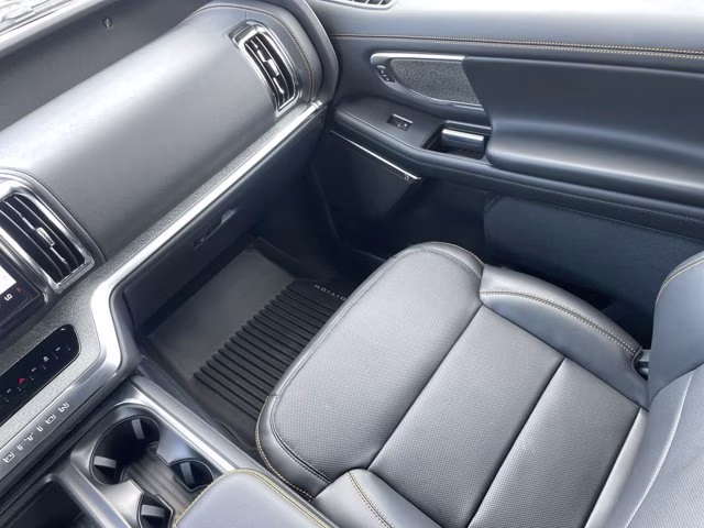 2026 Agate Black Metallic Ford Expedition Tremor 4X4 SUV