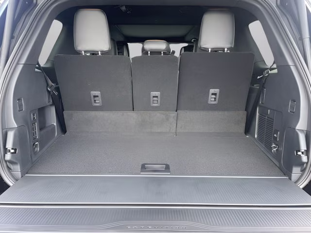 2026 Agate Black Metallic Ford Expedition Tremor 4X4 SUV