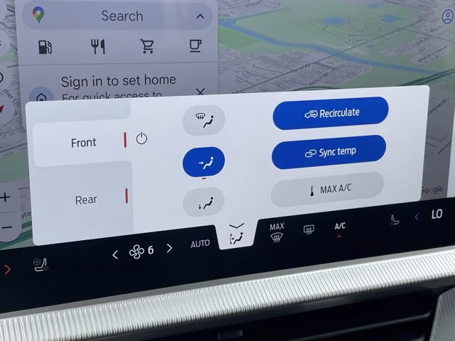 2026 Space White Metallic Ford Explorer Active RWD SUV