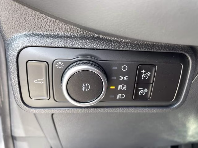 2026 Space White Metallic Ford Explorer Active RWD SUV