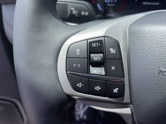 2026 Space White Metallic Ford Explorer Active RWD SUV