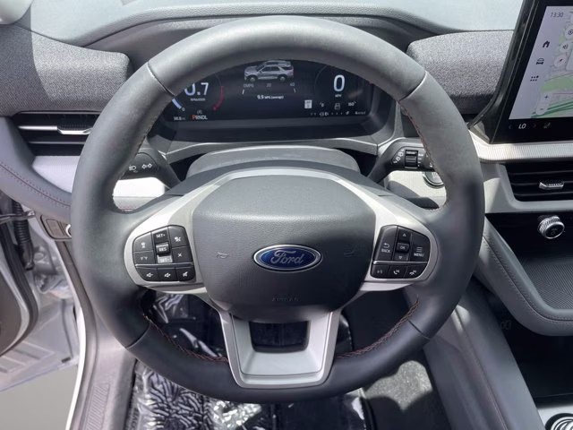 2026 Space White Metallic Ford Explorer Active RWD SUV